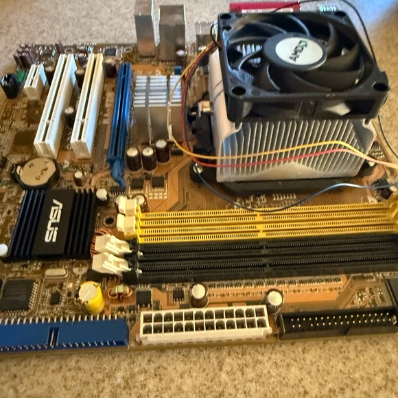 Asus M2A-VM AMD Socket AM2 Desktop Motherboard @MB157 - Picture 4 of 7